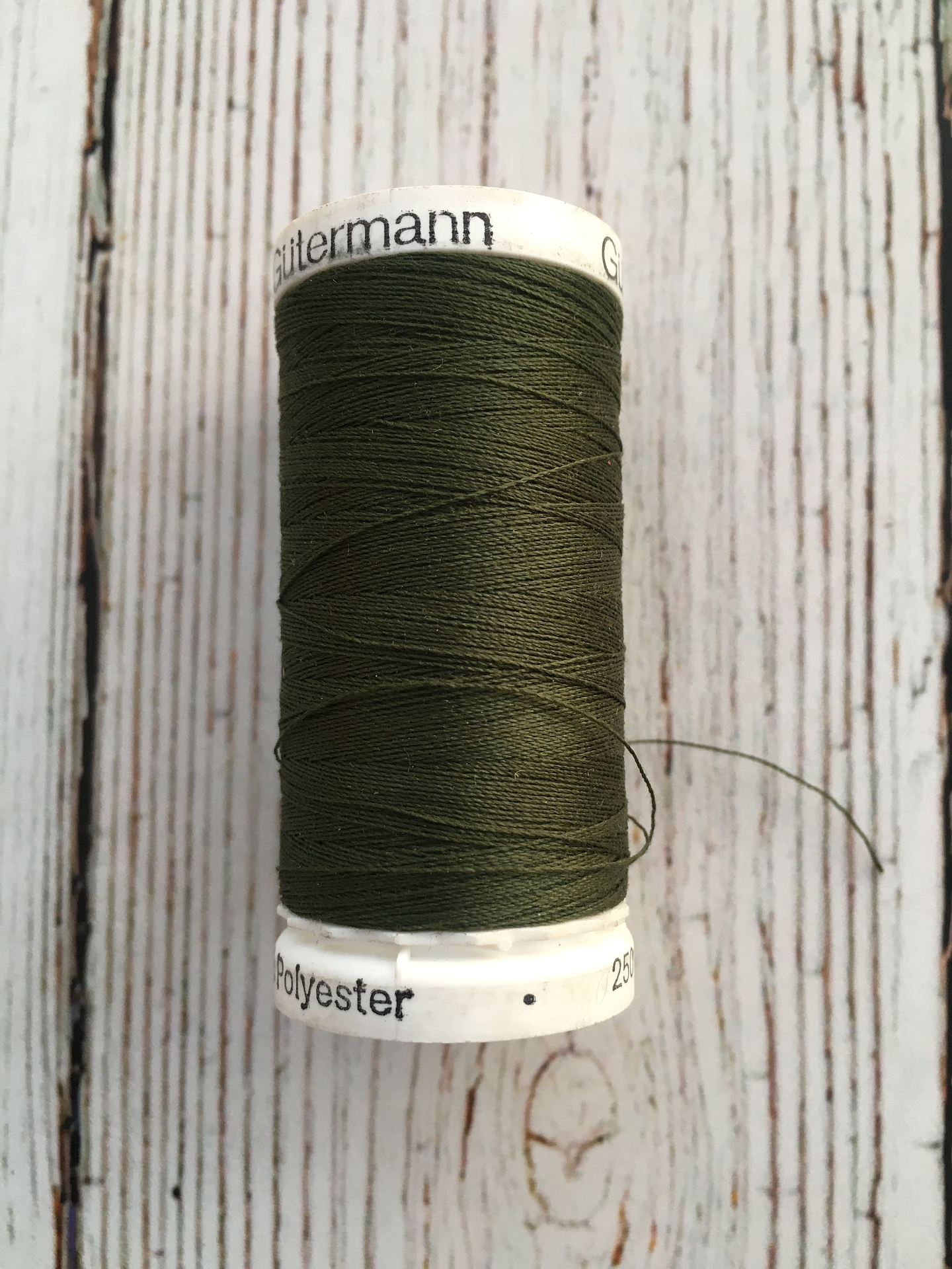 Hilo Cosetodo Gütermann 250mts 12