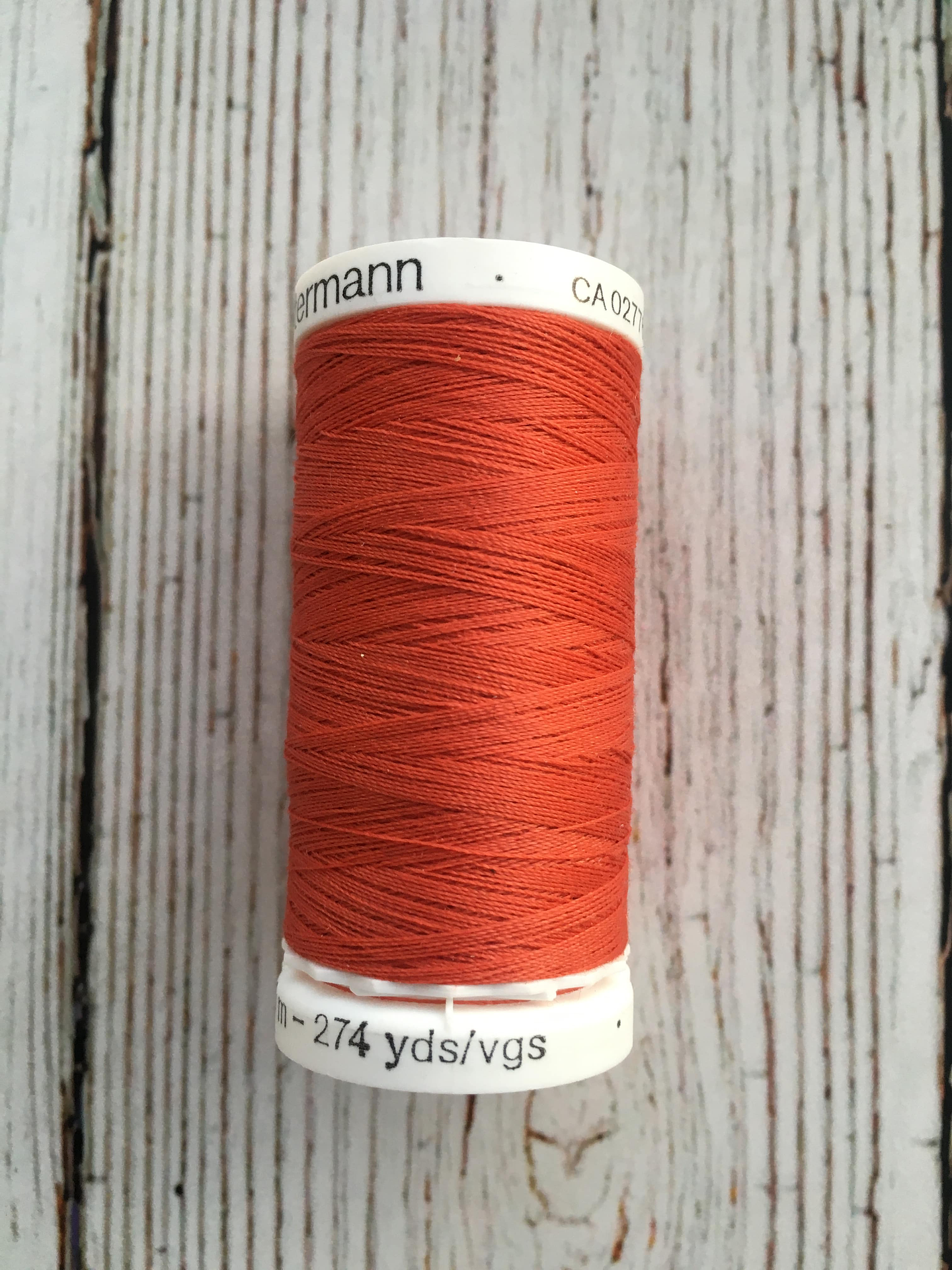 Hilo Cosetodo Gütermann 250mts 22