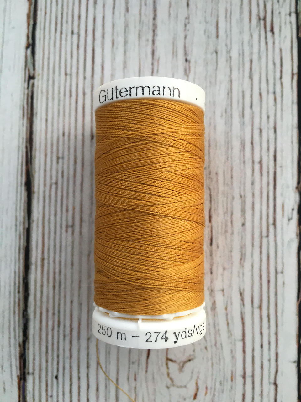 Hilo Cosetodo Gütermann 250mts 23
