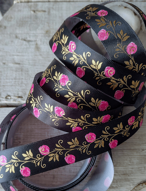 Cinta Satin Rosas negra 25mm