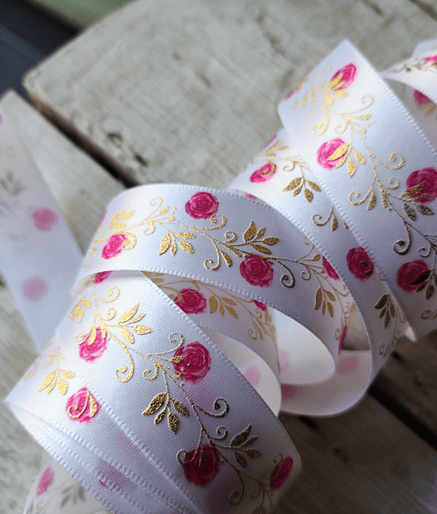 Cinta Satin Rosas blanca 25mm