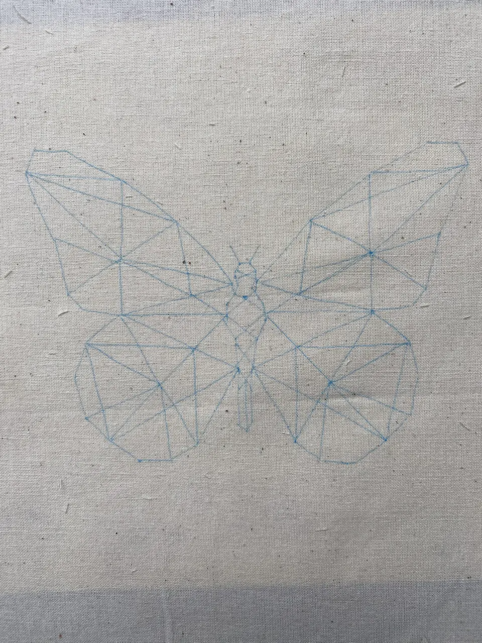 Dibujo en tela Mariposa Geométrica 1