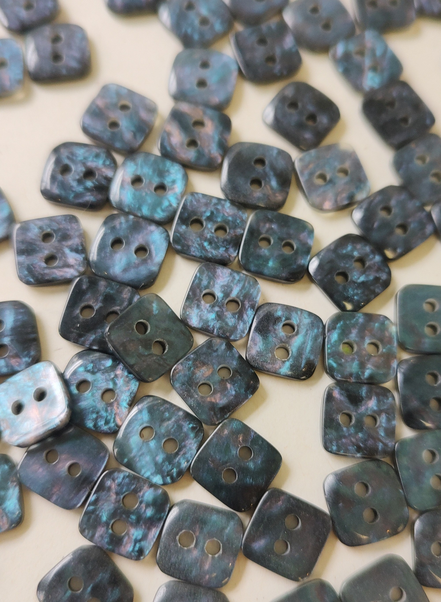 Set 6 Botones cuadrados 9mm 1