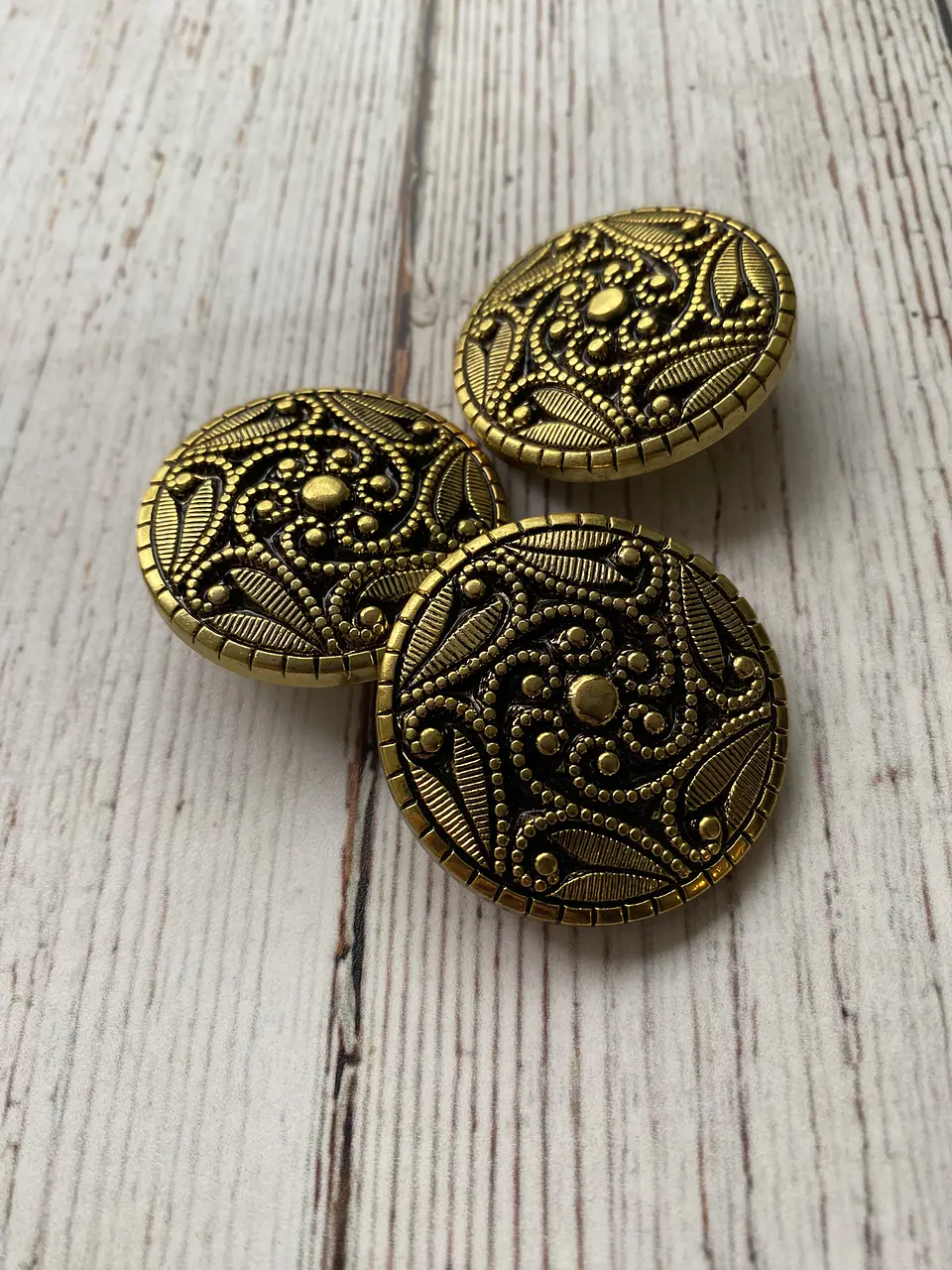 Botón Flor Espiral Dorado 1