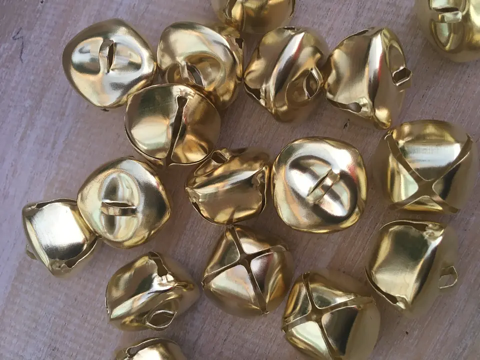 Bolsa 100 Sonajeros Dorados 4