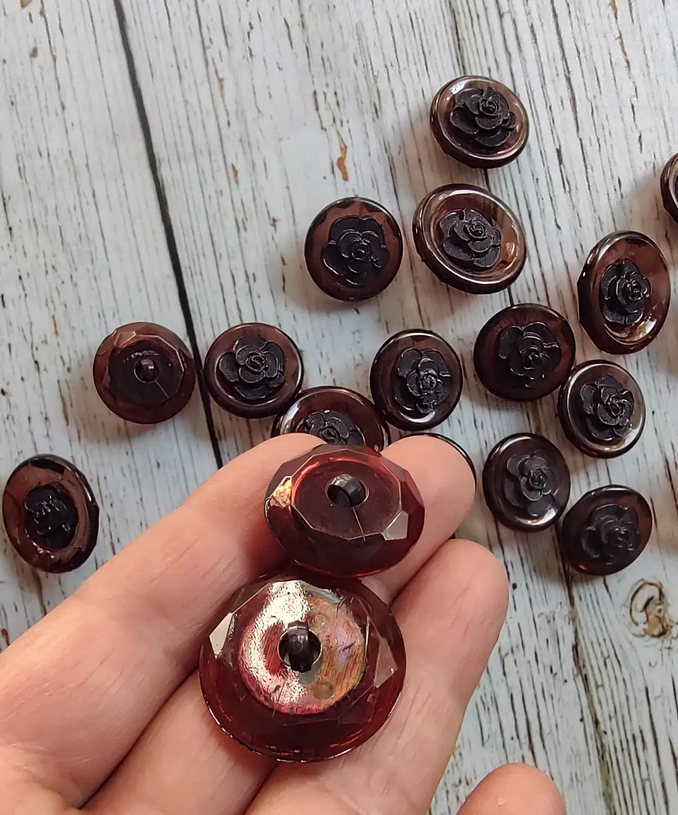 Set 6 Botones Rosa Negra 4