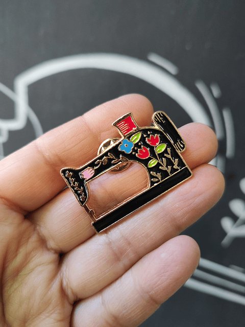 Pin Máquina de Coser Negra