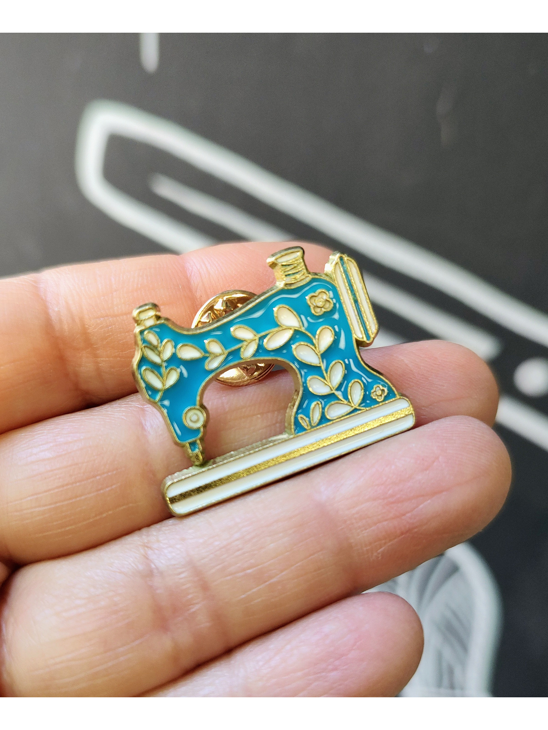 Pin Máquina de Coser Calipso 1