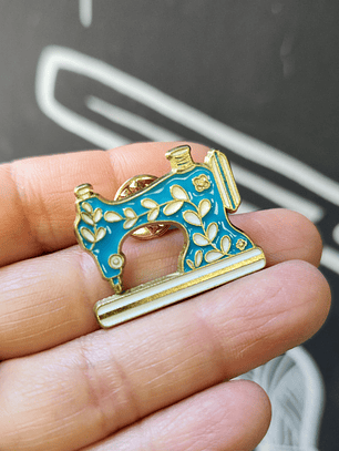Pin Máquina de Coser Calipso