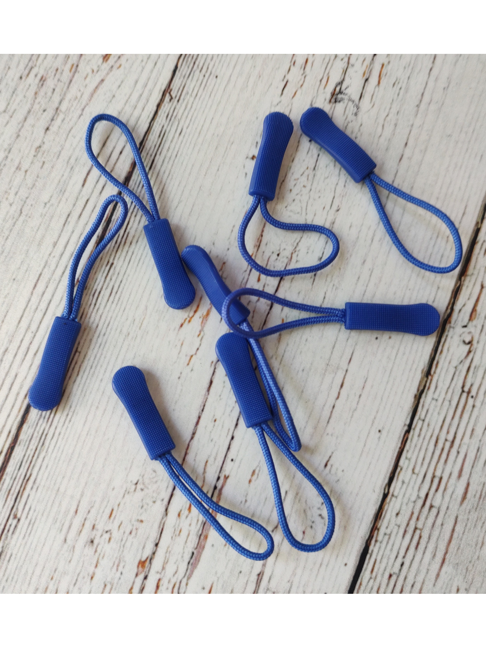 Tirador para cierre (3und) 7