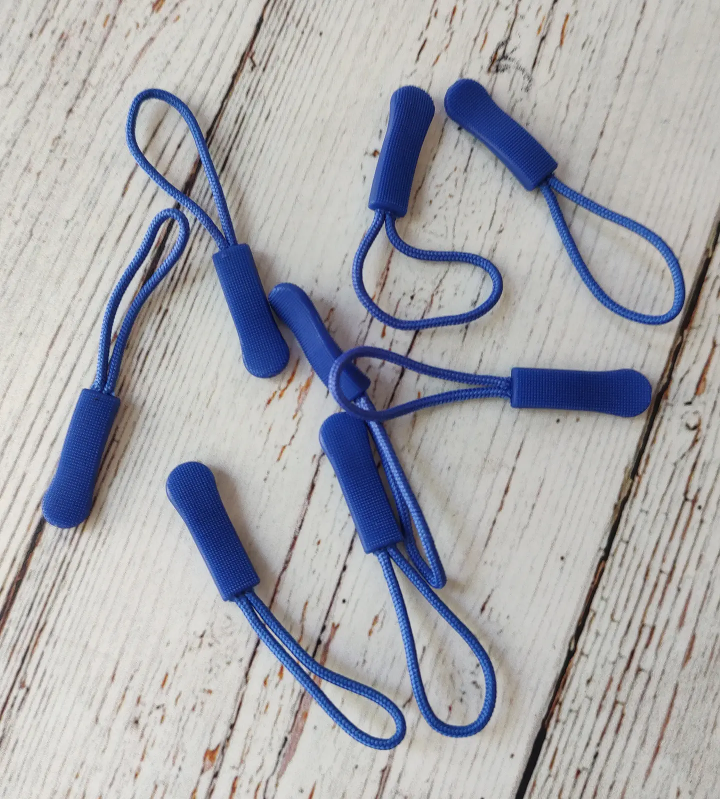 Tirador para cierre (3und) 7