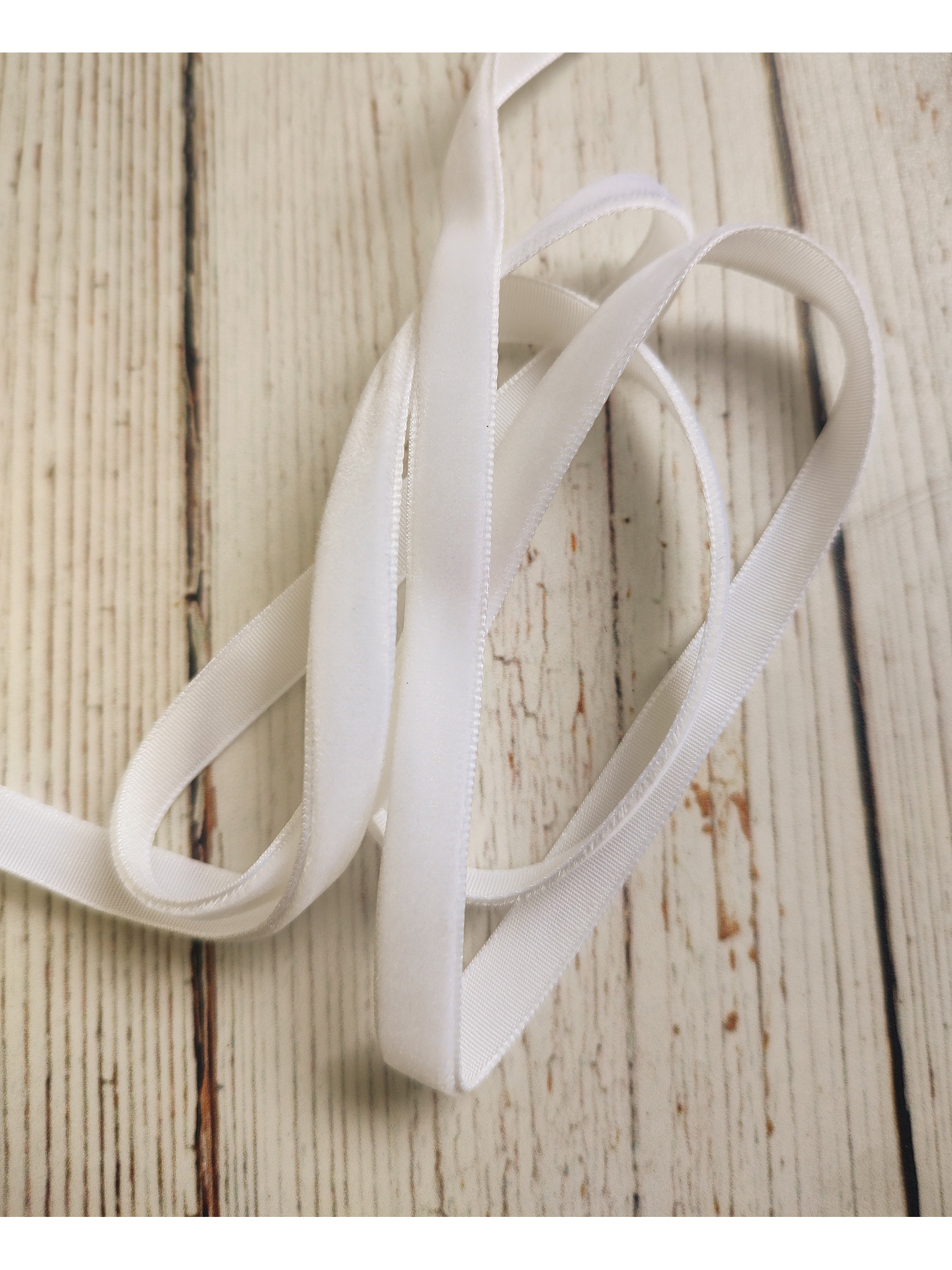 Rollo Cinta Terciopelo 10mm 10mts﻿ 19