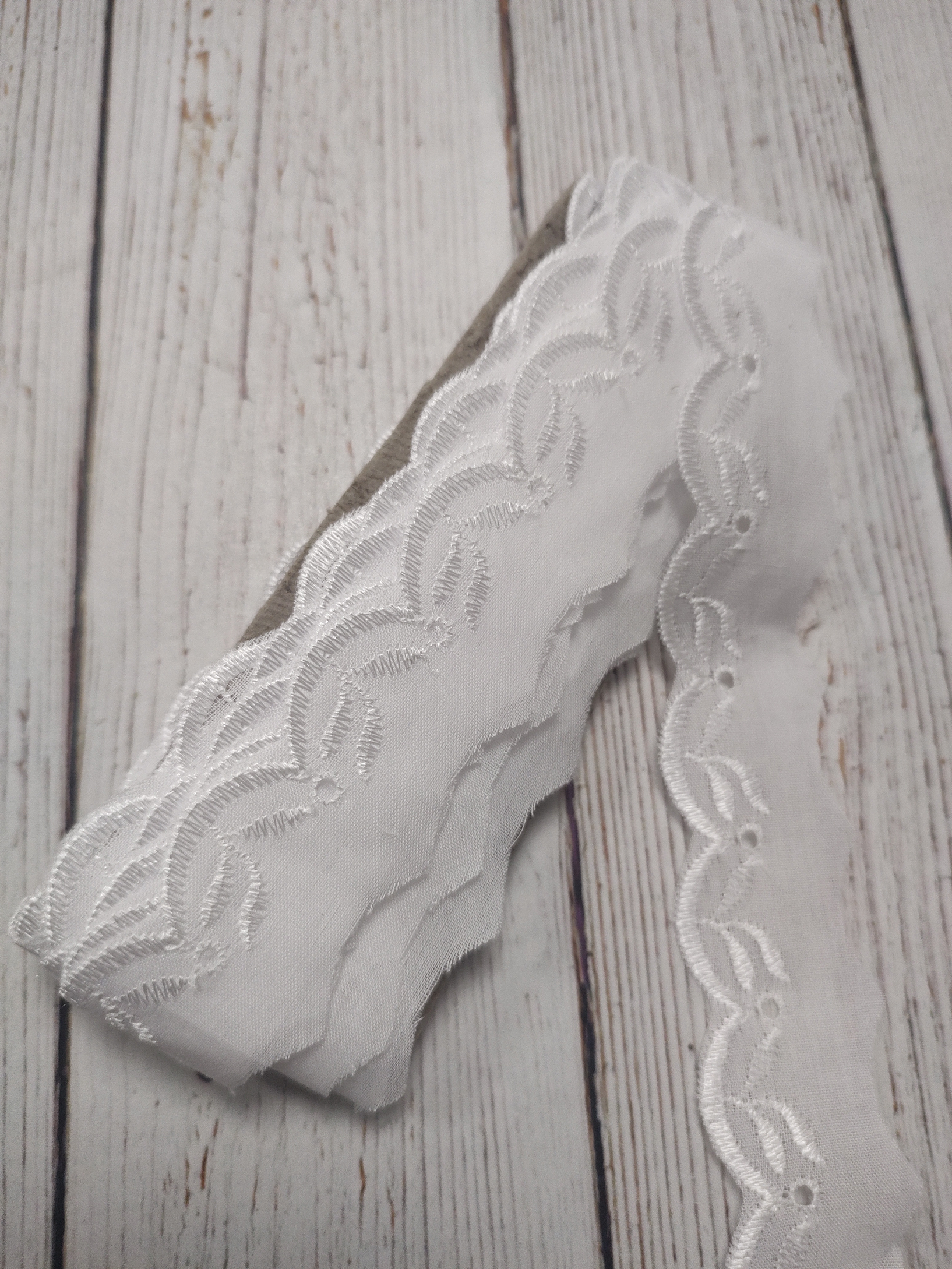 Broderie Brote 3cms por metro 2