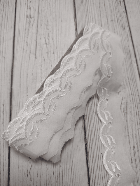 Broderie Brote 3cms por metro