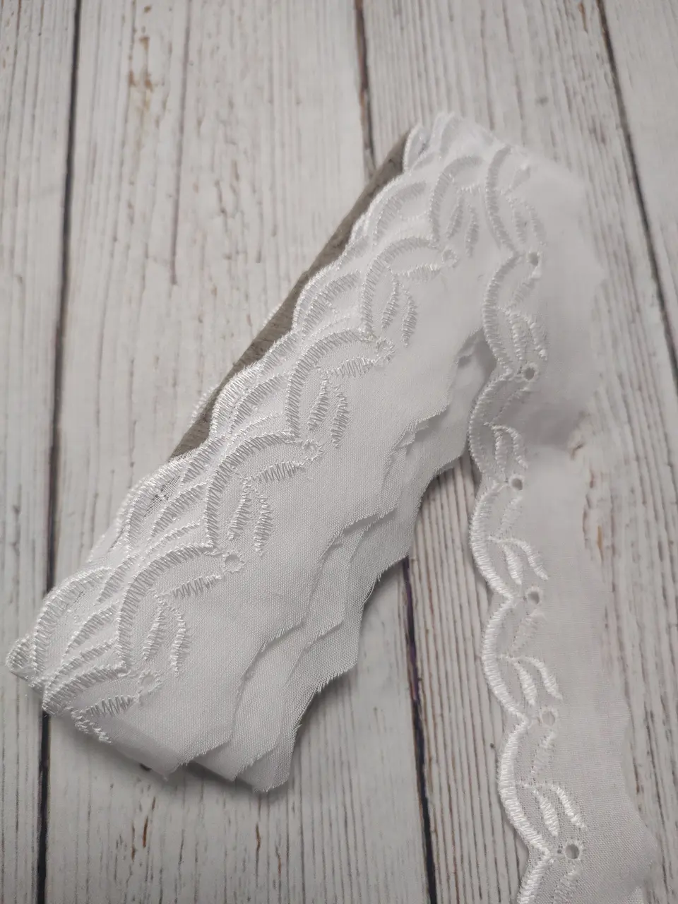 Broderie Brote 3cms por metro 2