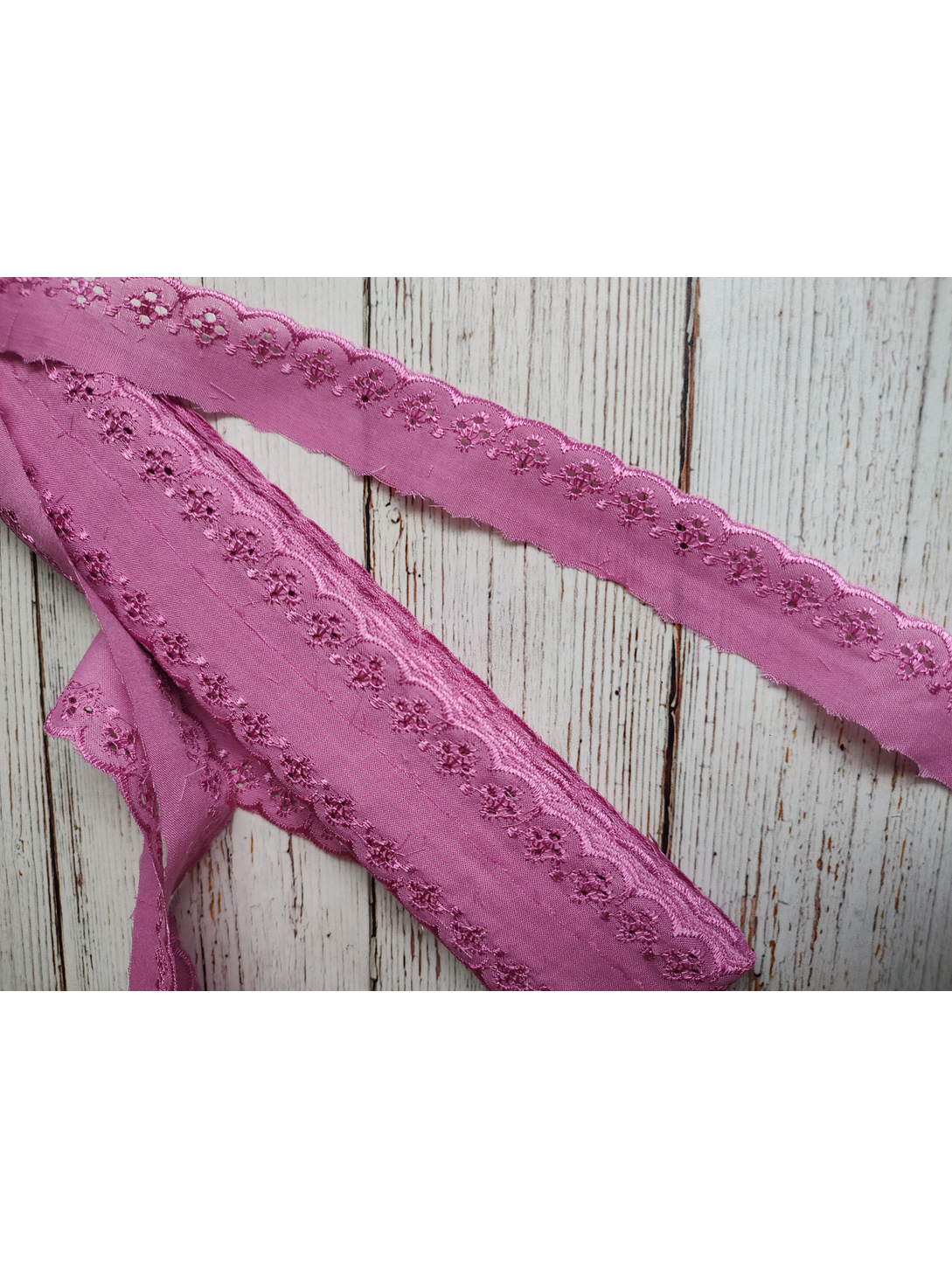 Broderie Trébol 2.5cms por metro 1