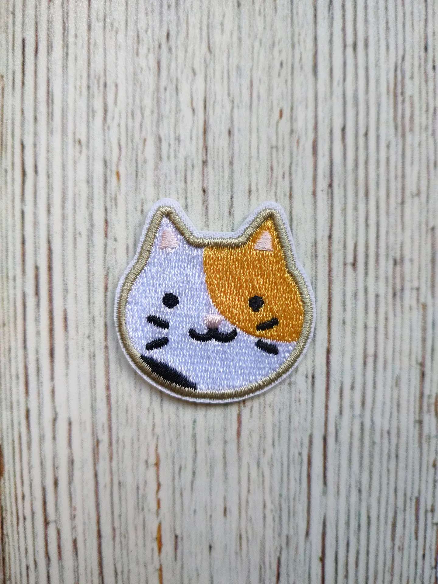 Parche Carita de Gato 4
