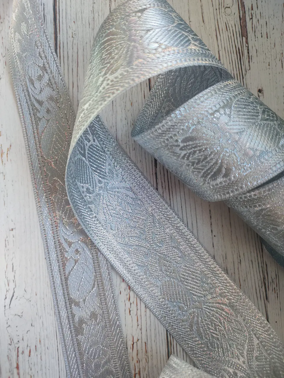 Cinta Jacquard Plateada por metro 3