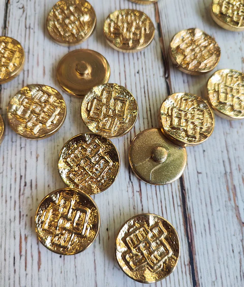 Botones Dorados Relieve 25mm