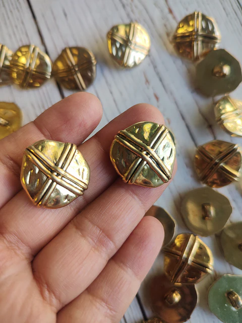 Botones Hogaza dorados unidad