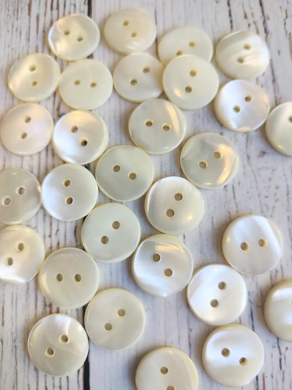 Set 6 Botones de nácar 16mm 1