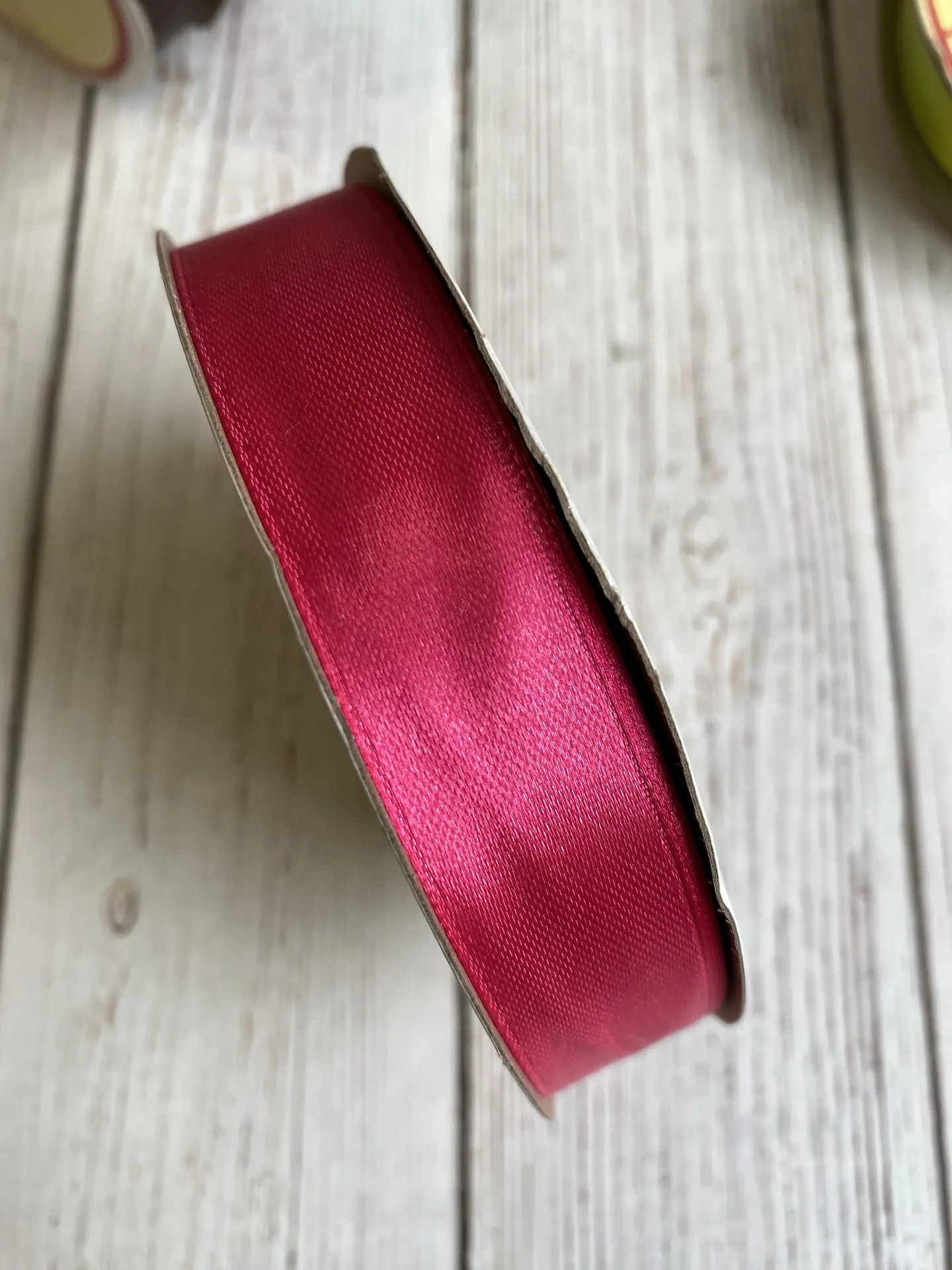 Rollo cinta satín 18mm 50mts 17