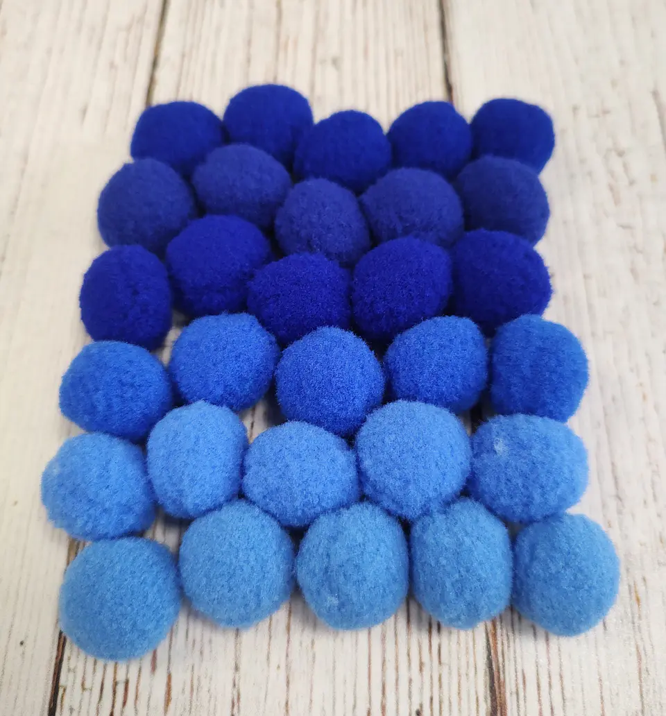Pompones 20mm 30und 2