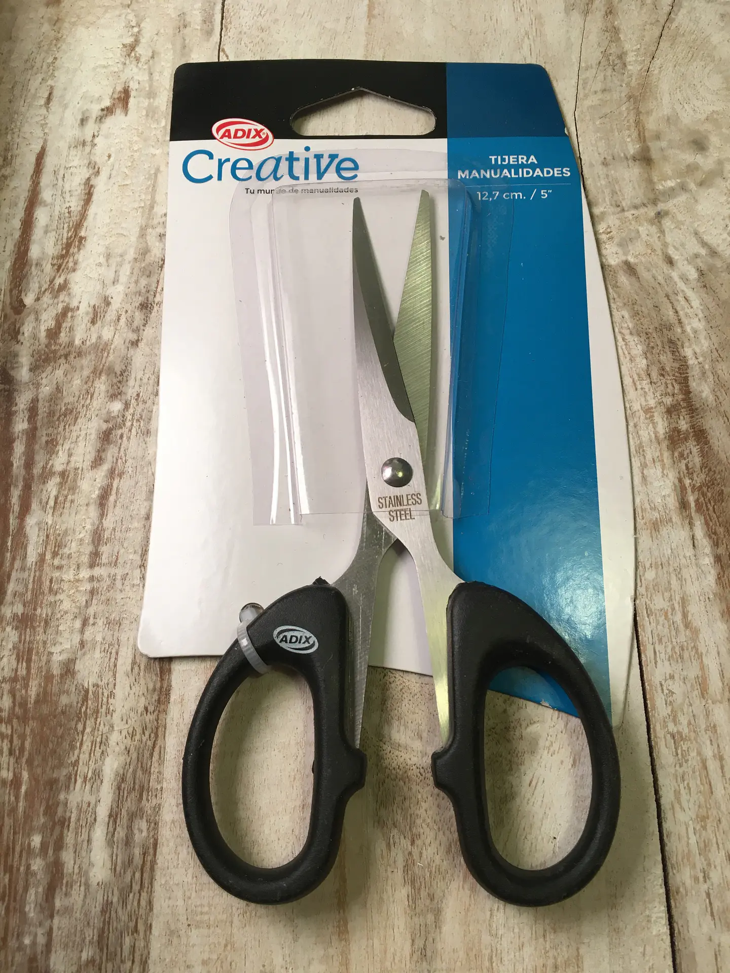 Tijeras para manualidades 1