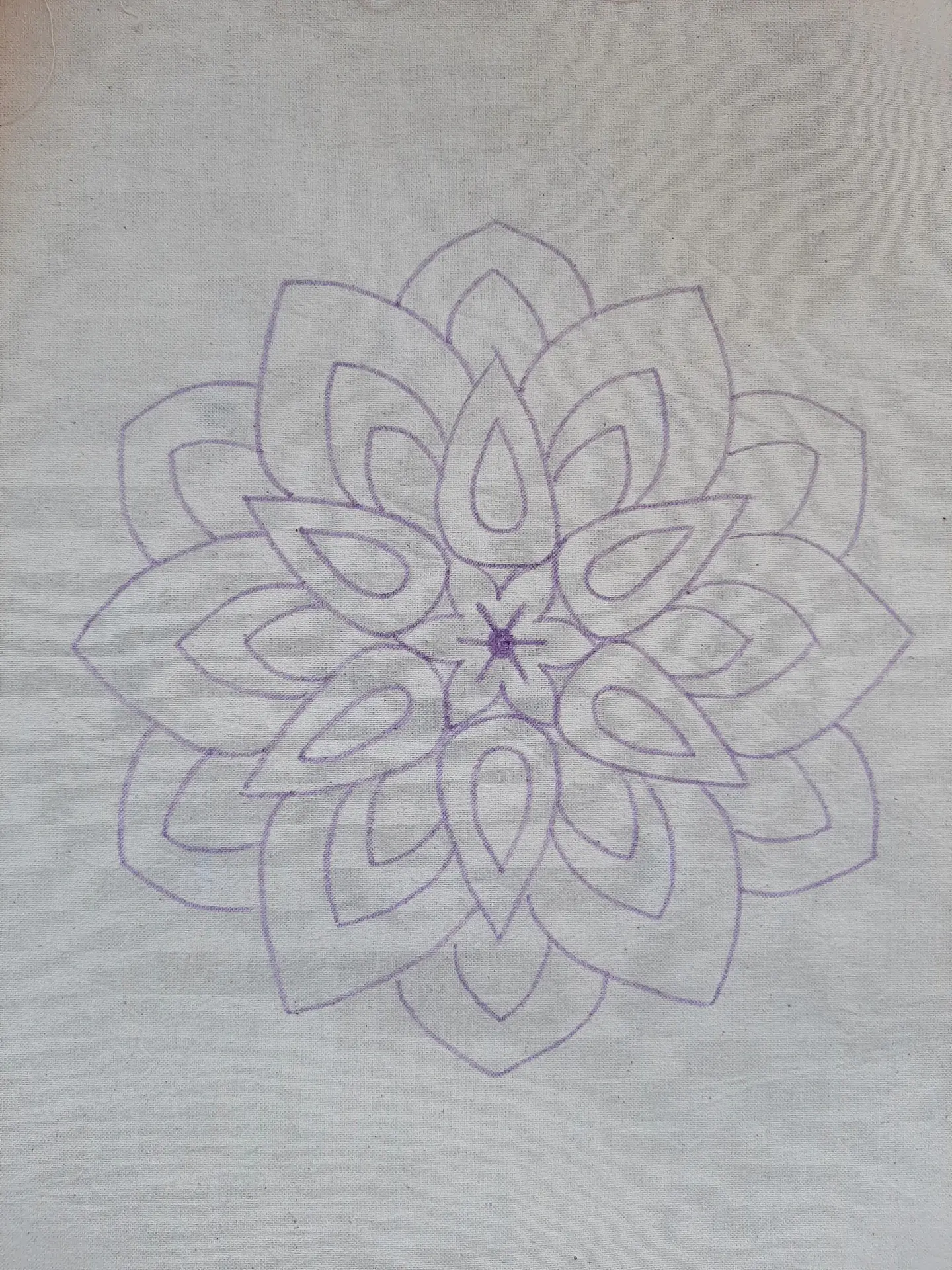 Dibujo borrable en tela mandala 1