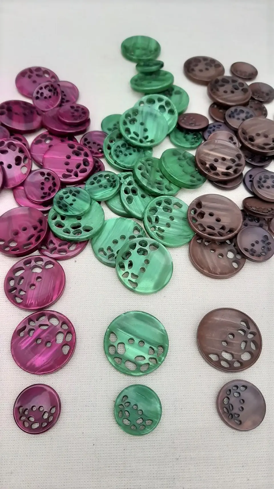 Set 6 Botones Verdes Nacarados 1