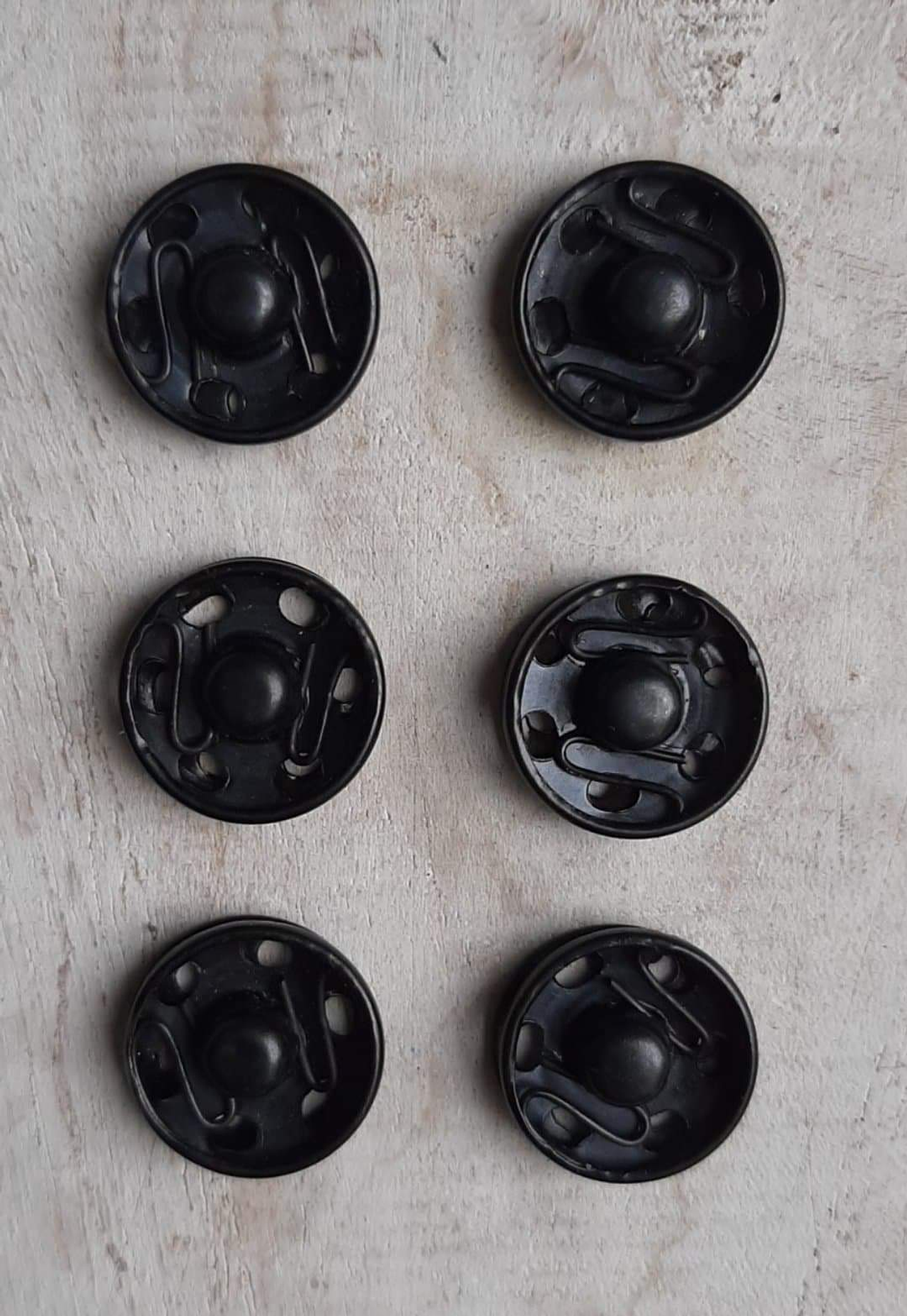 Set 6 broches a presión negro 1