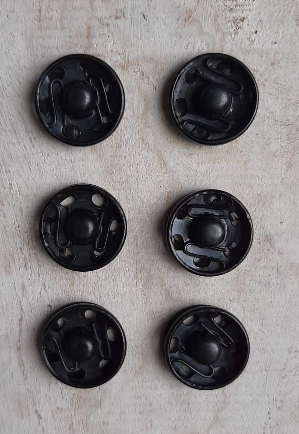 Set 6 broches a presión negro 1