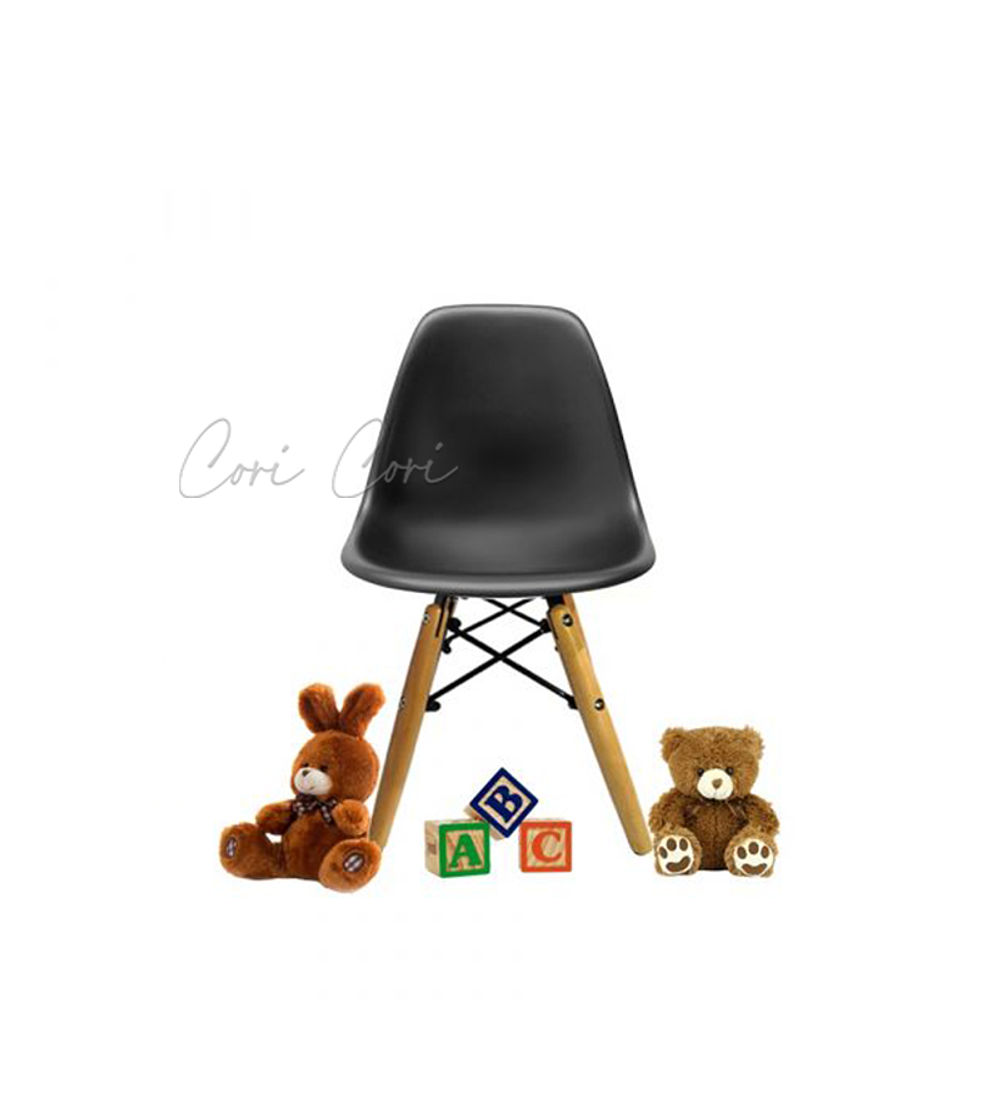 Silla Eames kids