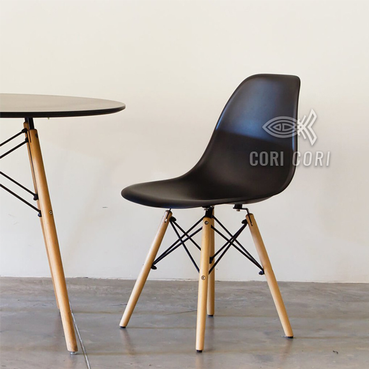 Comedor Rubi 120x80cms  + 6 Sillas Eames 9