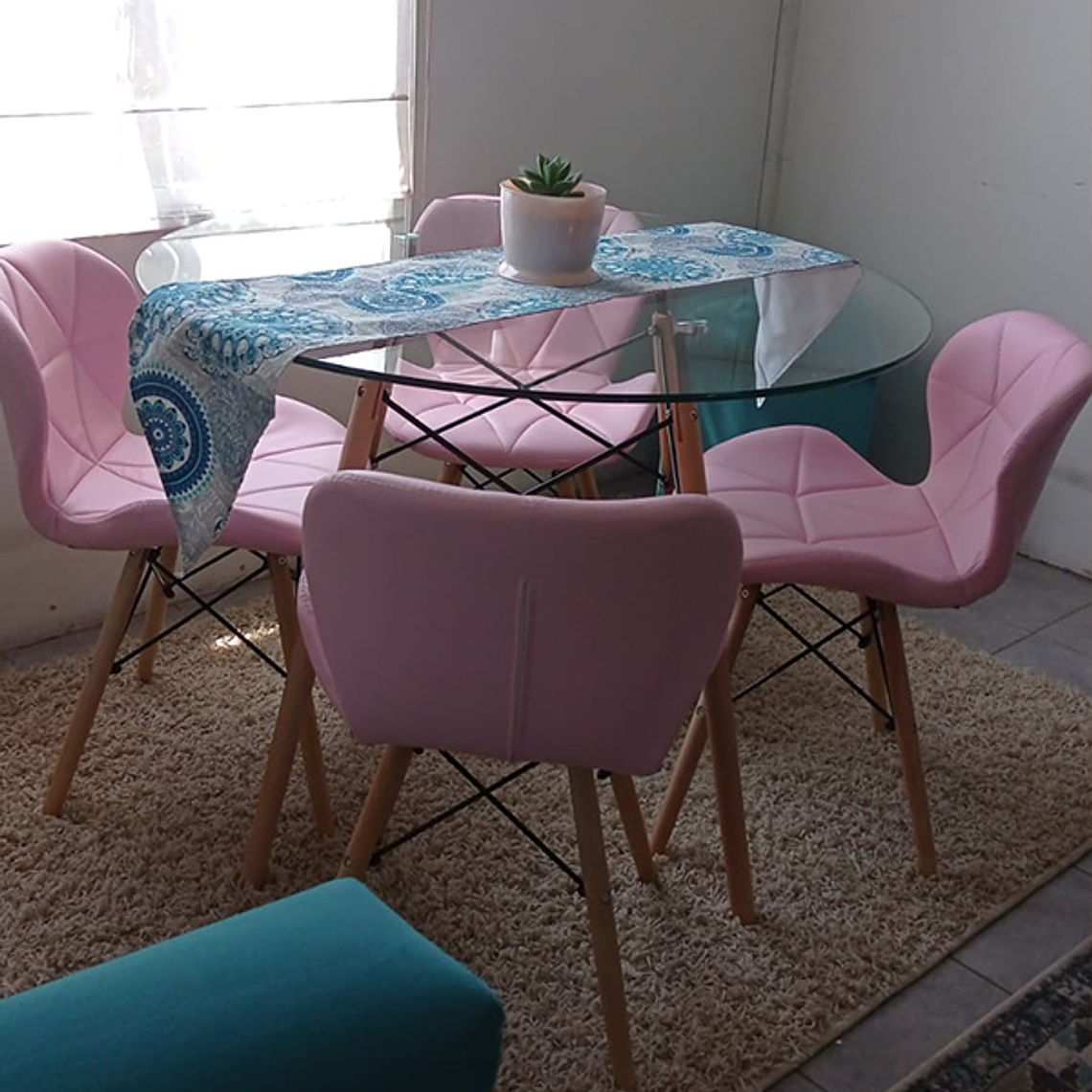 Comedor Eames Vidrio 100cms + 4  Sillas Eames Mariposa Ecocuero 6