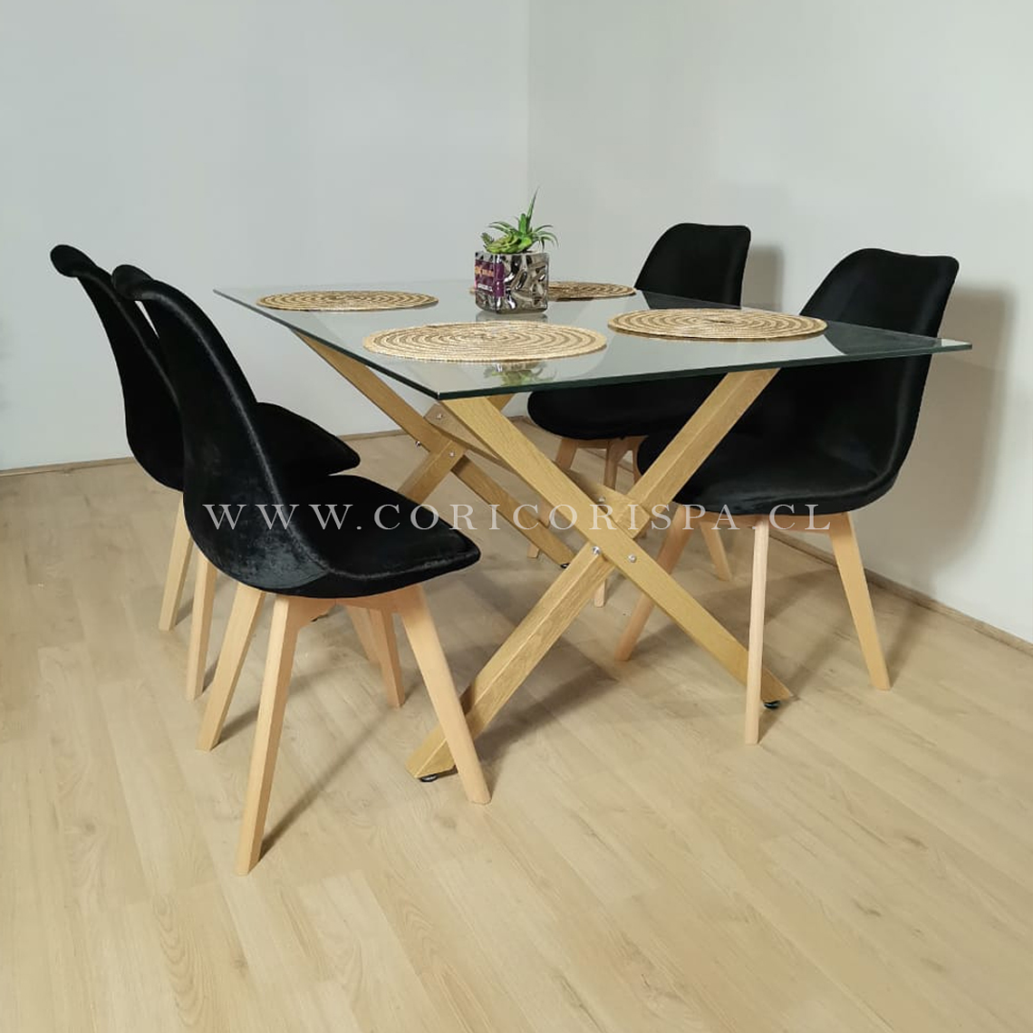 Comedor Medlock 140x90cms + 4 Sillas Tulip Velvet 4