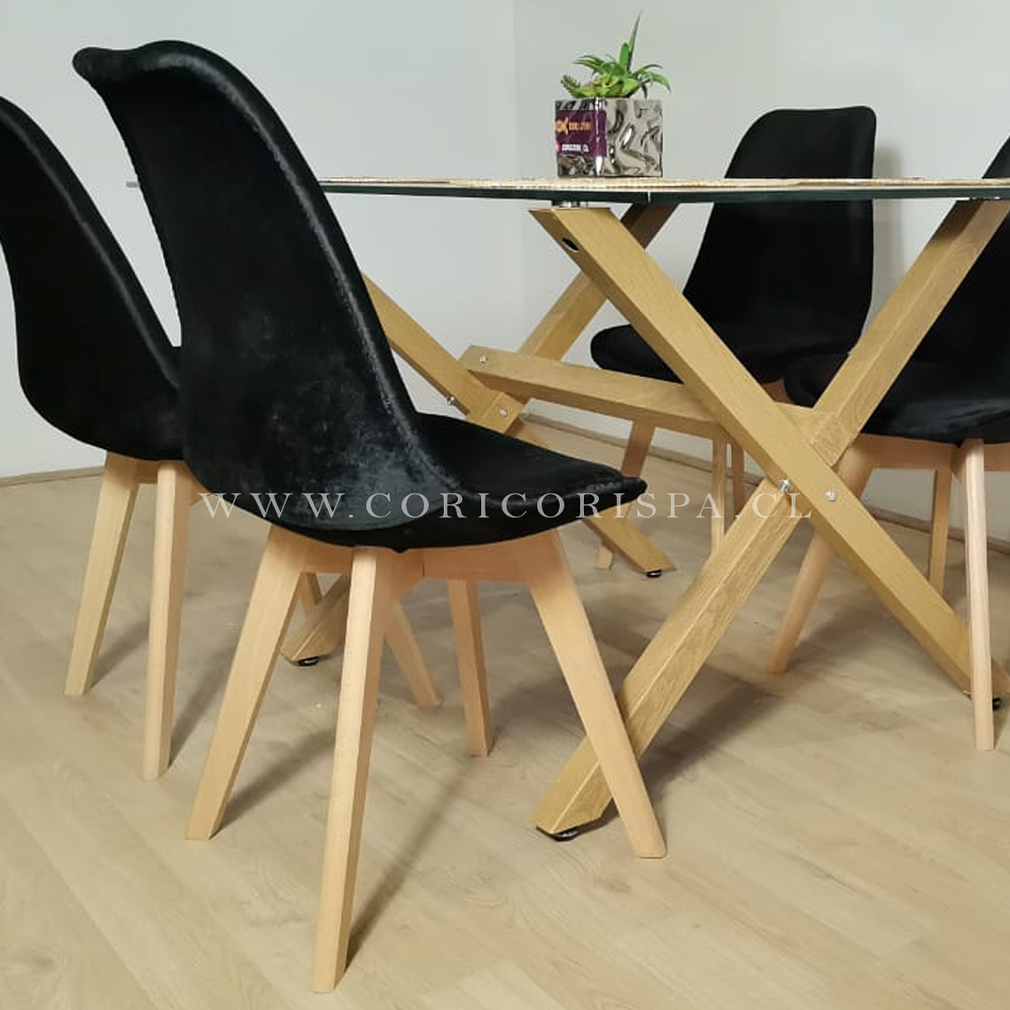 Comedor Medlock 140 X 90 cms + 6 Sillas Tulip Velvet  2