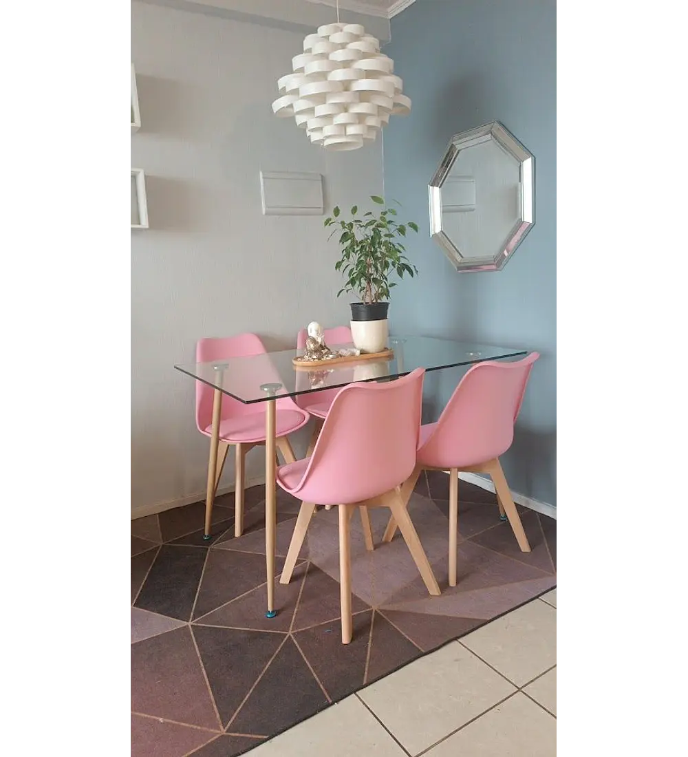 Comedor Rubi 120x80cms + 4 Sillas Tulip 