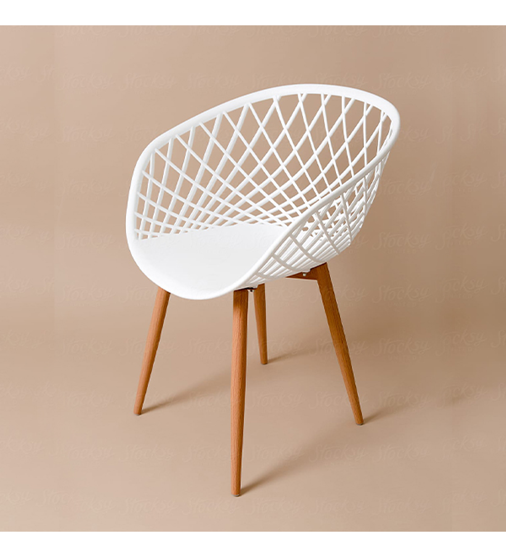 Comedor Medlock 140 x 90cm + 4 Butacas Mesh 