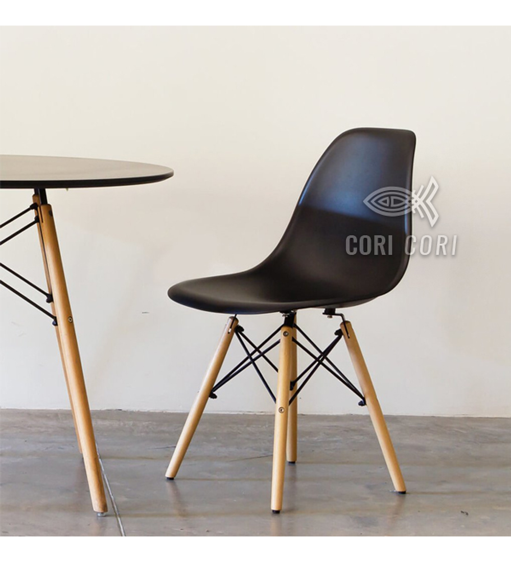 Comedor Warwick  120cm + 6 Sillas eames