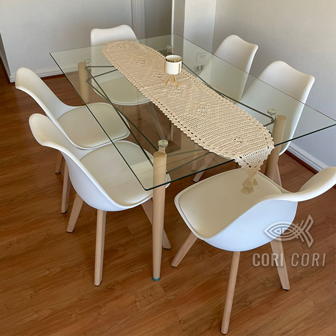  Mesa Crox 140 x 80cms +  6 Sillas Tulip 1