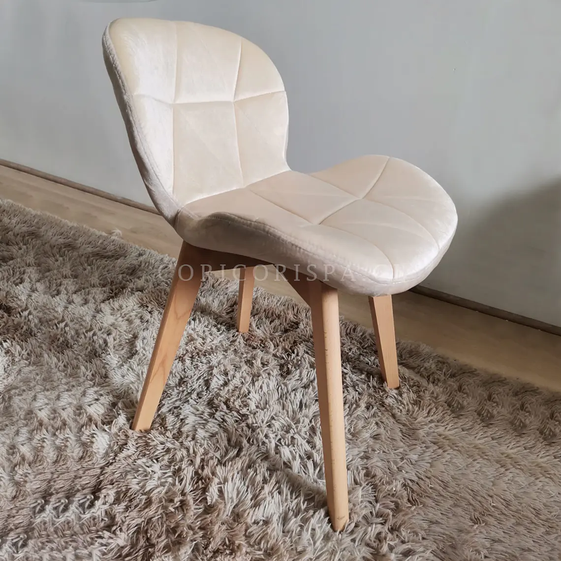 Comedor Mesa Tulip Stone 100cms + 4 Sillas Mariposa Velvet 2