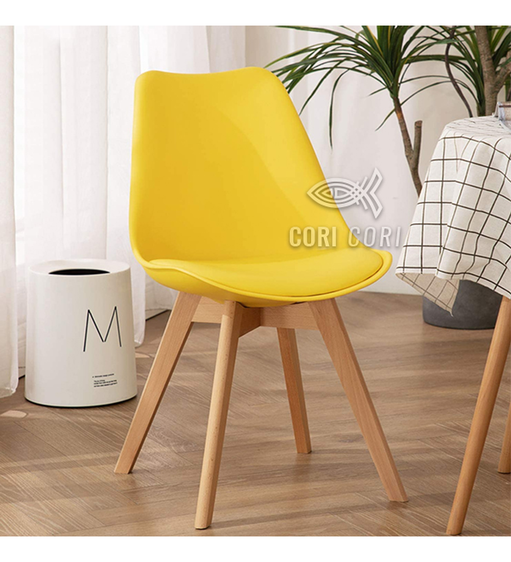Comedor Mesa Eames Blanca 80cms + 4 Sillas Tulip 