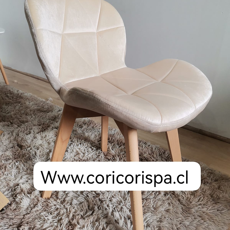 Comedor Mesa Cuadrada 80x80cms  + 4 Sillas Mariposa Velvet 7