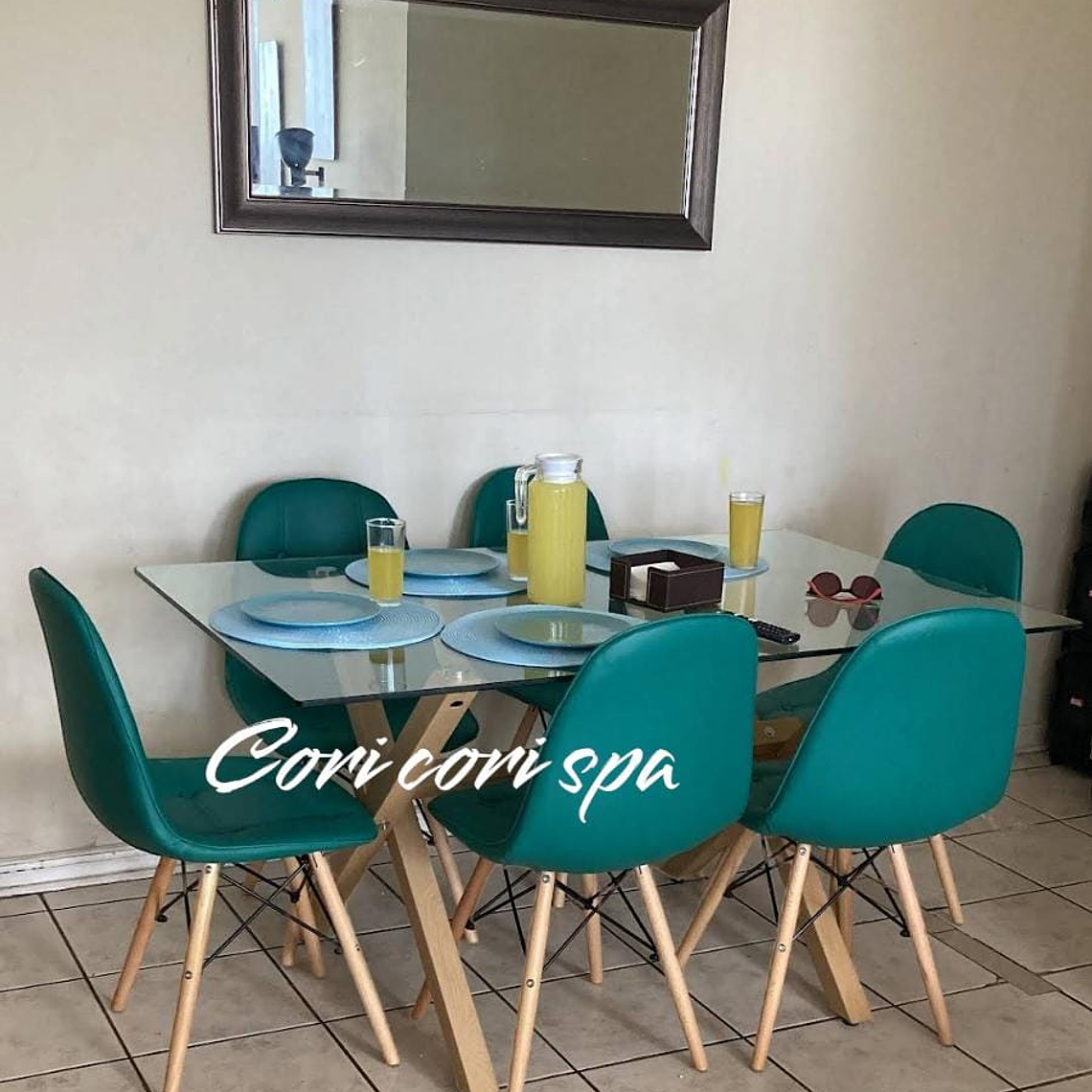 Comedor Medlock 140x90cm + 6 Sillas Capitonné Eames 4