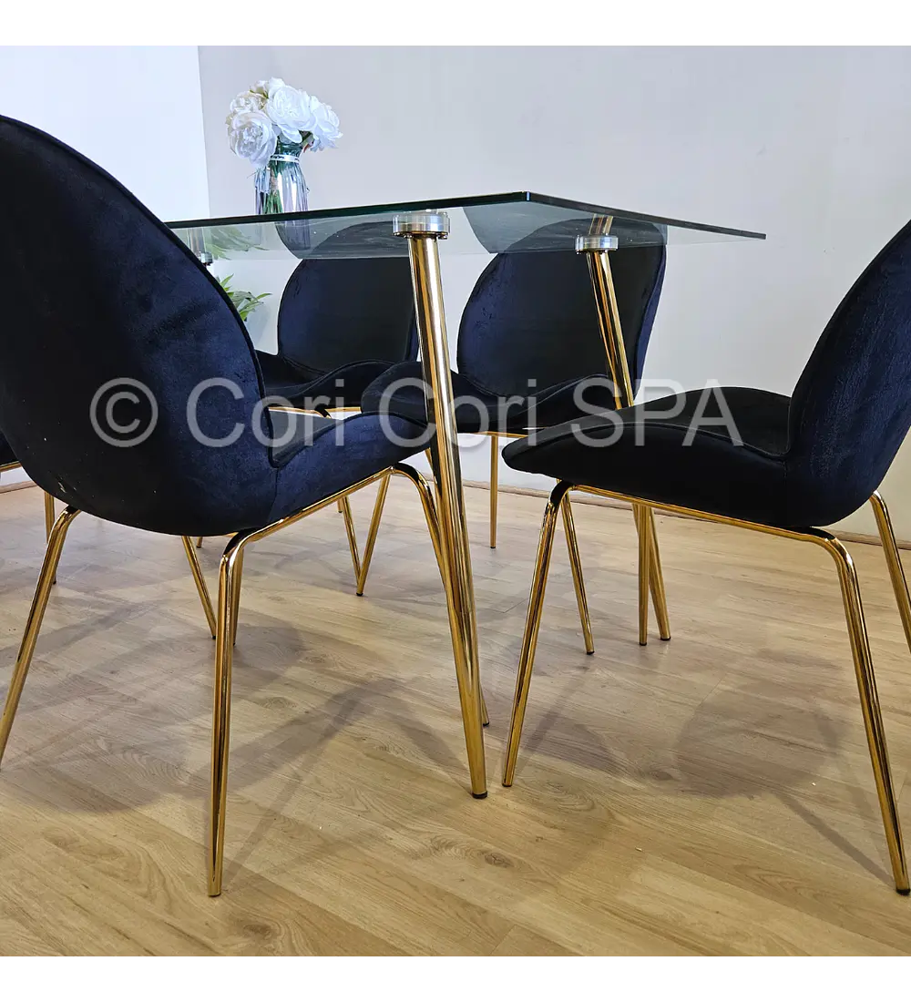 Comedor Rubi Gold 160x80cms + 4 Sillas Beetle
