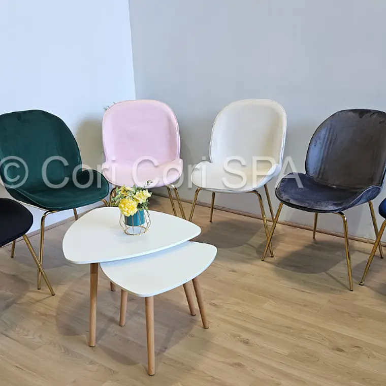 Comedor Rubi Gold 160x80cms + 4 Sillas Beetle 29