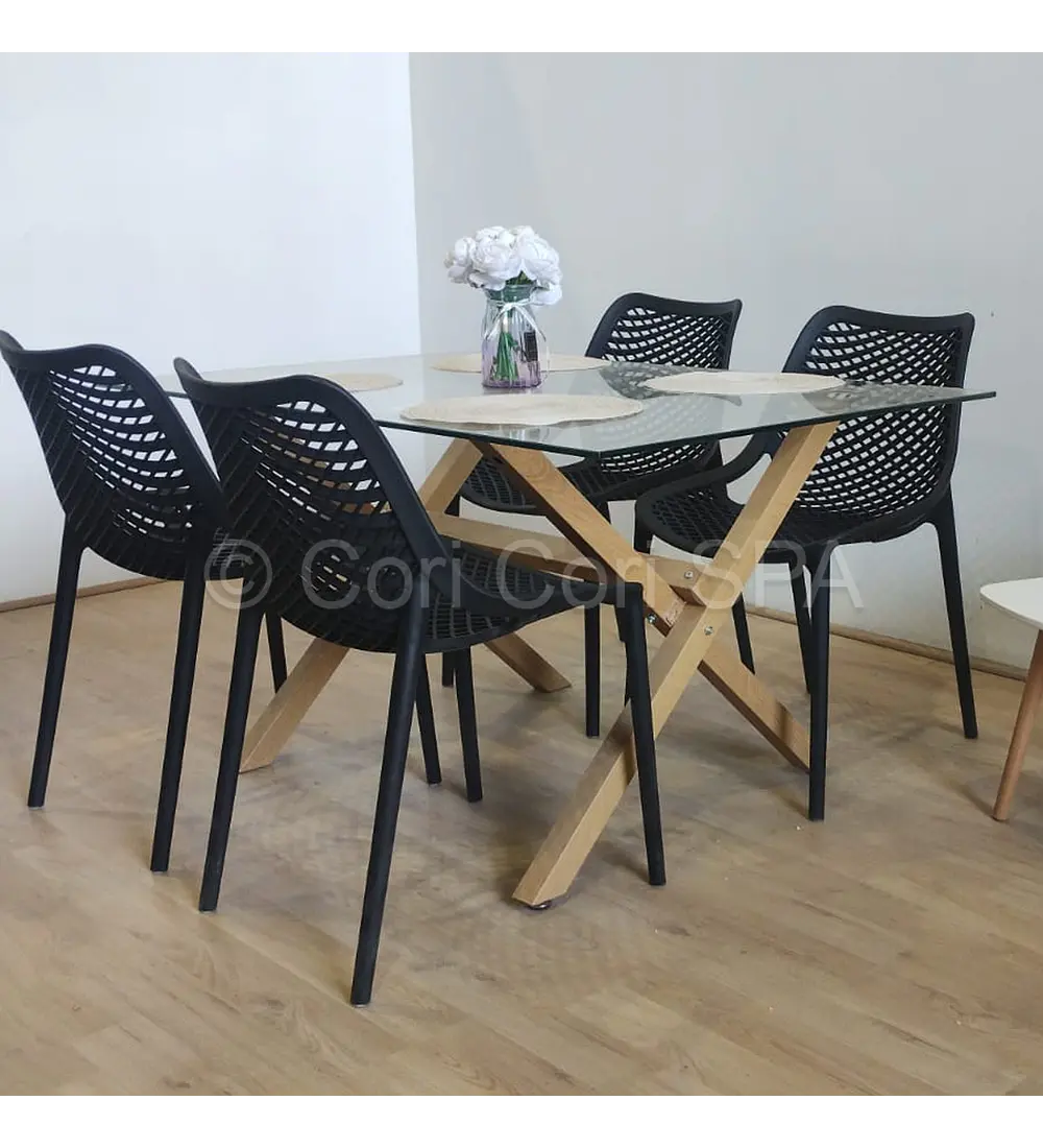 Comedor Medlock 140X90cm + 4  Sillas Air Berlin