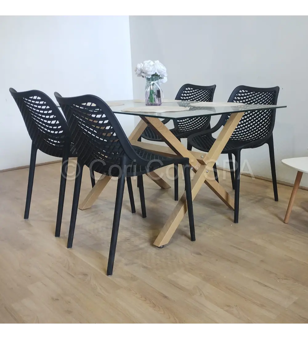 Comedor Medlock 140X90cm + 4  Sillas Air Berlin