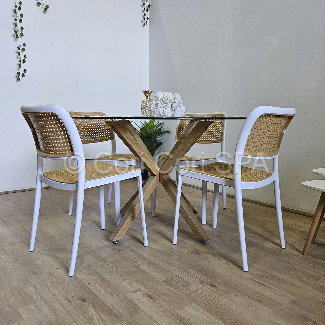 Comedor Mesa Warwick 120cm + 4 Sillas Delta  3